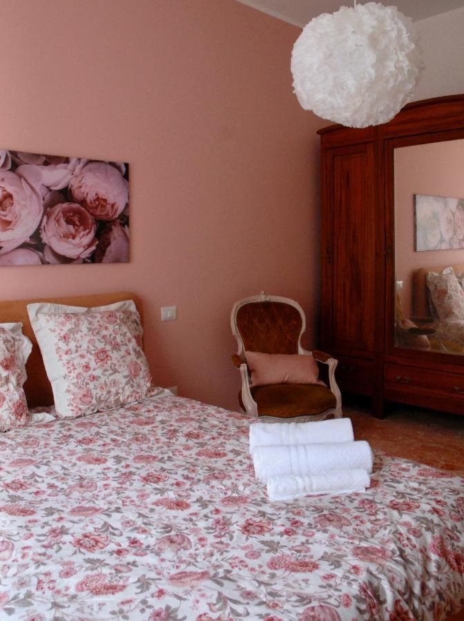 Villa Casa Paolina Nel Centro Di Bracciano Extérieur photo