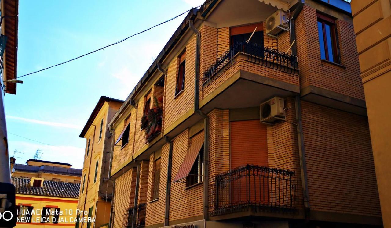 Villa Casa Paolina Nel Centro Di Bracciano Extérieur photo