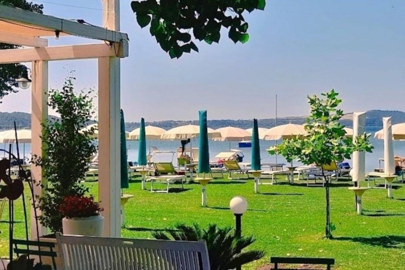 Villa Casa Paolina Nel Centro Di Bracciano Extérieur photo